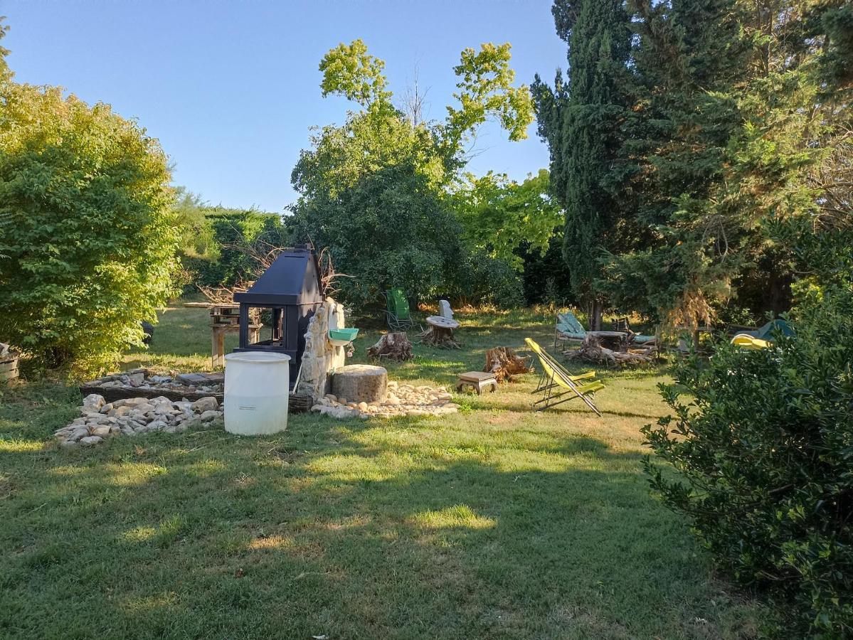 Apartamento Un Jardin Sur La Colline Claveyson Exterior foto