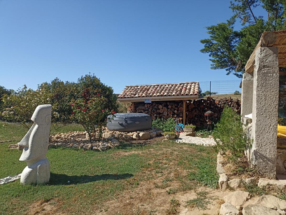 Apartamento Un Jardin Sur La Colline Claveyson Exterior foto
