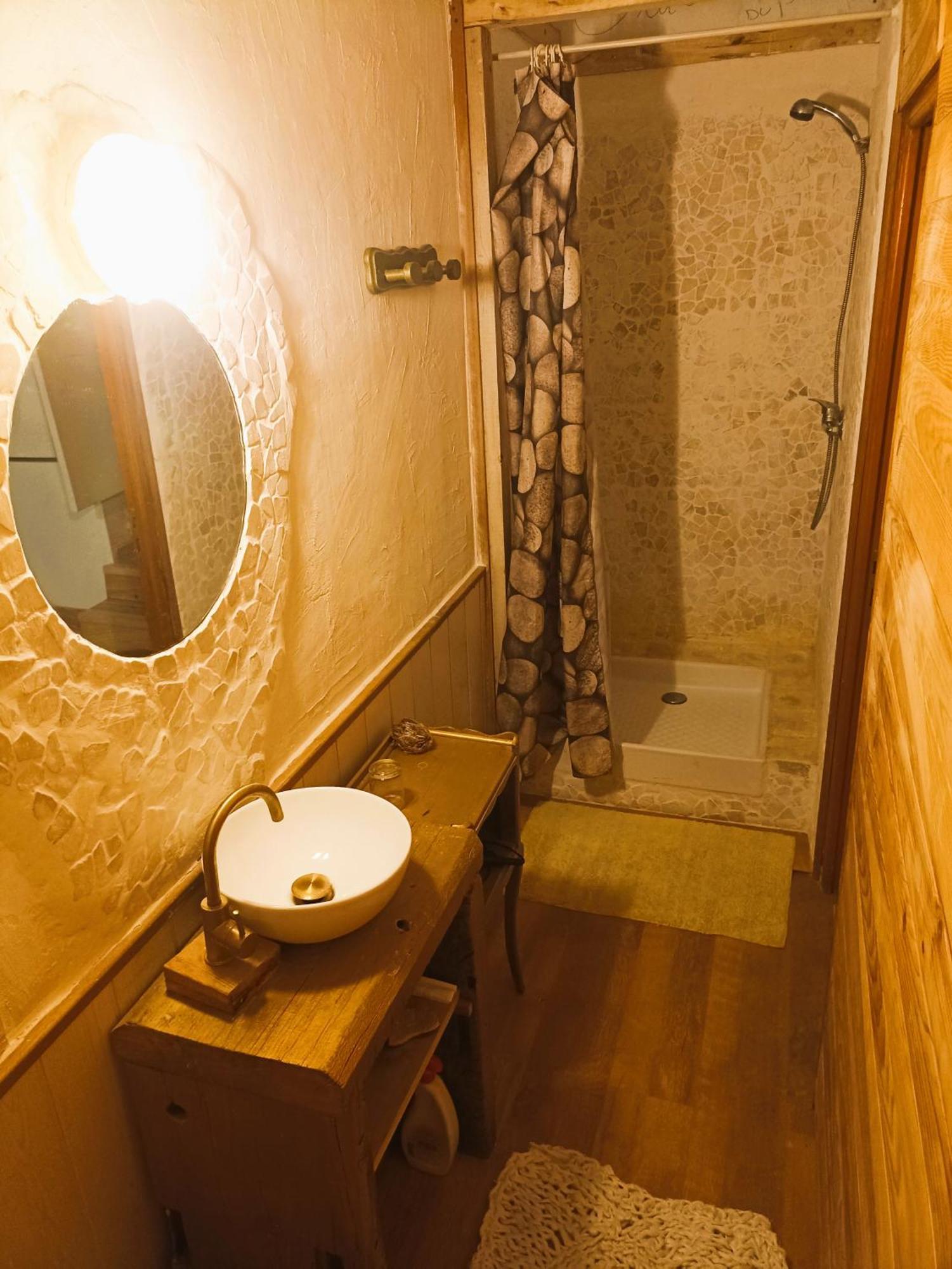 Apartamento Un Jardin Sur La Colline Claveyson Habitación foto